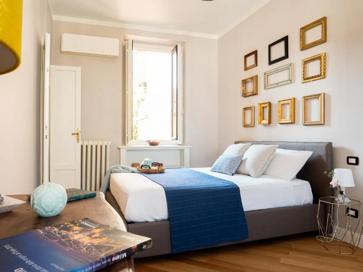 The Best Rent - Lovely One Bedroom Apartment Close To San Babila Mediolan Włochy