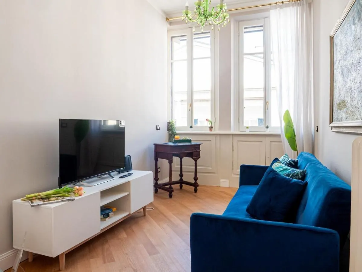 The Best Rent - Lovely One Bedroom Apartment Close To San Babila Mediolan 0*,  Włochy